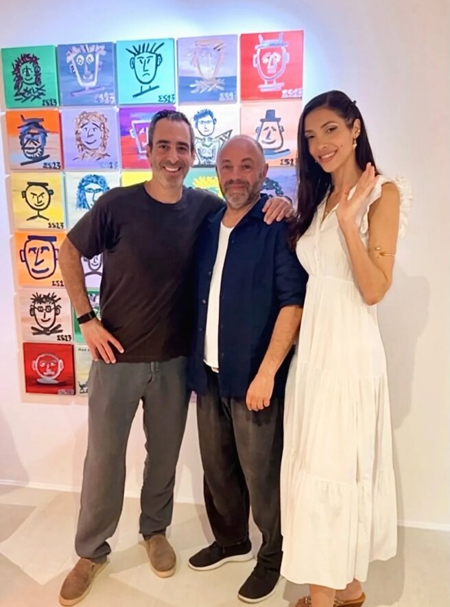 Евгений Швидлер (в центре)