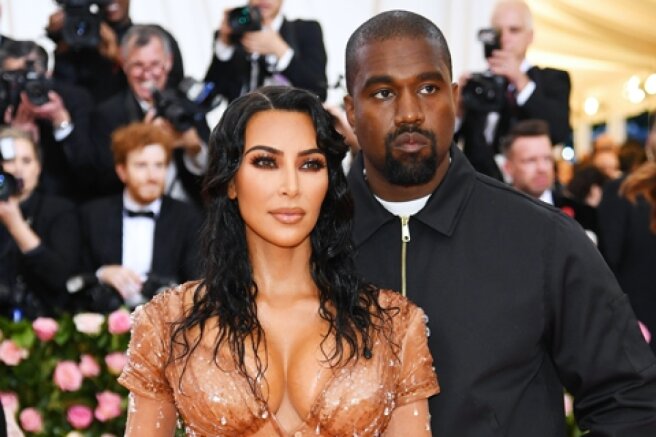 Kanye West has put forward conditions for the dissolution of marriage with Kim Kardashian