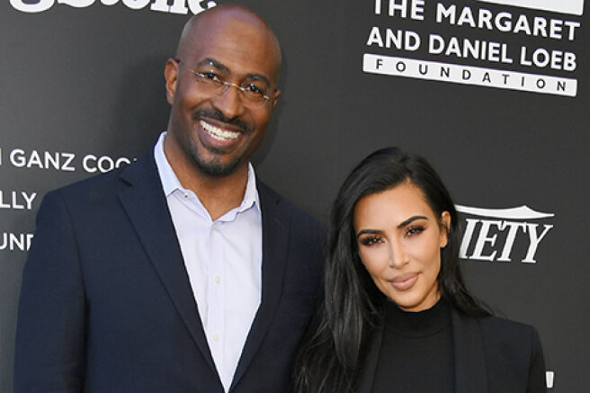 Kim Kardashian is suspected of having an affair with CNN reporter Van Jones