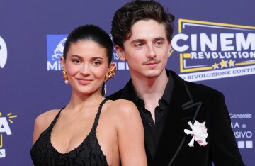 Timothée Chalamet has split from Kylie Jenner.