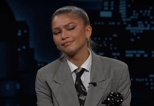 Zendaya spoke about her family's reaction to explicit scenes with her participation and how she avoided a fine for violating traffic rules thanks to Tom Holland
