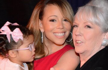 'My Heart Is Broken': Mariah Carey's Mother And Sister Die On Same Day