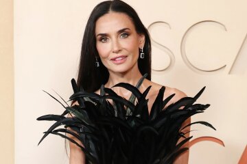 Demi Moore, Zoe Saldana, Jessie Buckley, and Kieran Culkin on the red carpet at the 2026 Oscars.