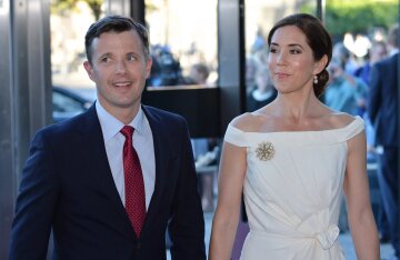 In the Christmas message, the wife of the Crown Prince of Denmark Frederik saw a hint of his affair with a socialite