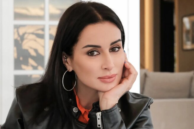 "I get Botox from a professor. I recommend it to everyone." Tina Kandelaki shared how she maintains her youth at 50.