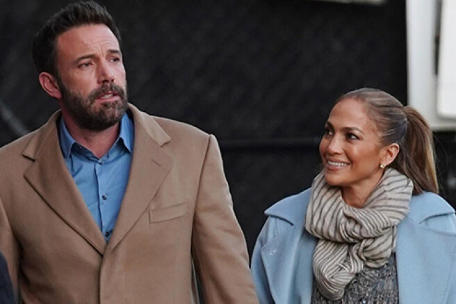 Off-duty: Ben Affleck and Jennifer Lopez on a walk in Los Angeles