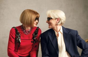 Anna Wintour and Meryl Streep, who played her in The Devil Wears Prada, posed for the cover of Vogue.