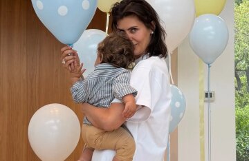 A Mercedes as a gift and a New York City party: Nadezhda Obolentseva celebrated her son's first birthday with billionaire Evgeny Shvidler.