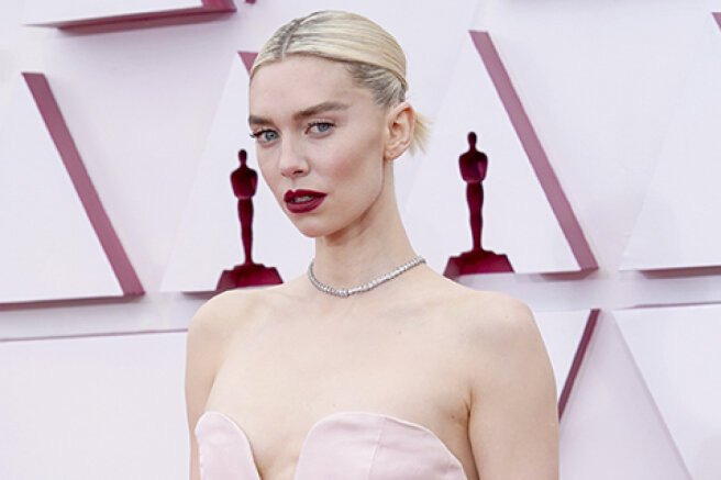 Oscars 2021: Vanessa Kirby on the red carpet