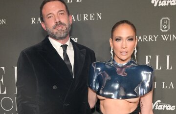 'Can't cope with harsh reality': Jennifer Lopez's friends believe she is abusing alcohol amid her divorce from Ben Affleck