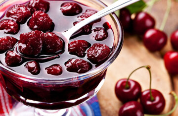 Cherry jam recipes: combine with fruits and berries