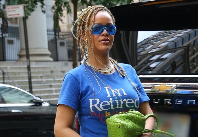 Rihanna trolls fans with 'I'm retired' T-shirt while out and about in New York
