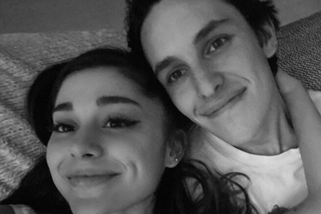 Ariana Grande secretly married