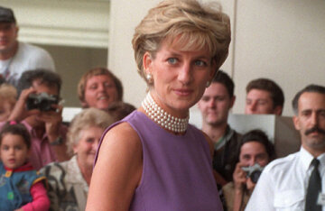 The BBC will pay the royal family two million dollars for the scandalous interview of Princess Diana