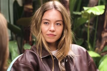 Sydney Sweeney's reaction to a GQ journalist's question about the controversial American Eagle ad has gone viral online.
