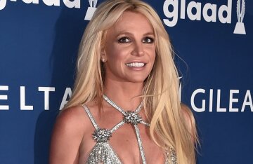 Britney Spears entered rehab after being arrested for drunk driving.
