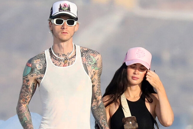 Megan Fox and Colson Baker are vacationing in Greece: new photos