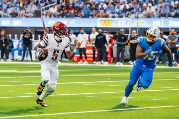 Washington Commanders quarterback Jayden Daniels during a game