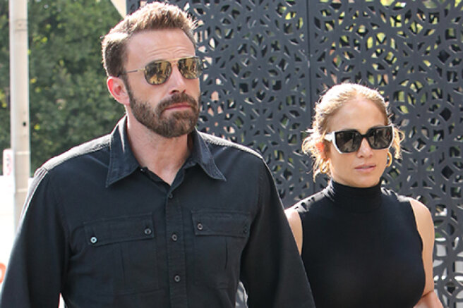 Ben Affleck brought Jennifer Lopez to the shopping center, where he was recently noticed in a jewelry store