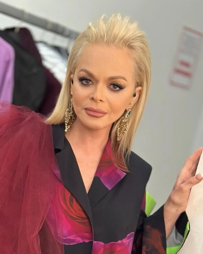 Лариса Долина