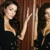 The network is discussing the outfit of the star of the series “Knock on My Door” Hande Erçel at the Balmain show