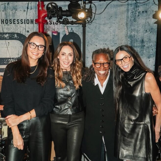 Эмма Хеминг, Вупи Голдберг и Деми Мур