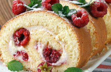 TOP 3 dishes with raspberries: delicious recipes