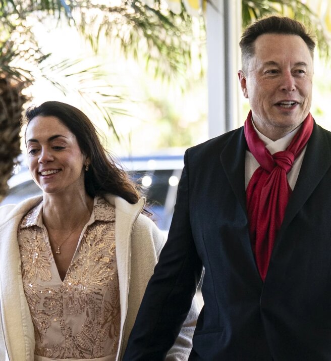 Илон Маск и Шивон Зилис