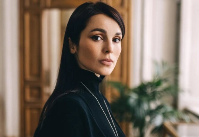 "Why should I tell you my child's name?" 43-year-old Sati Kazanova explained why she still hasn't revealed her daughter's name a year after her birth.