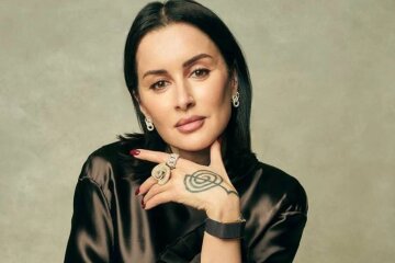 "Give birth—and go back to work on the fourth day." Tina Kandelaki advised women to forgo maternity leave for career success.