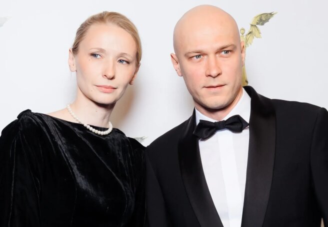 Yura Borisov's wife shared a rare photo of him and the couple on the occasion of his 33rd birthday.