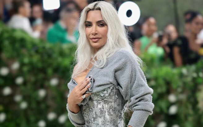 "She's had enough of hotties and athletes." Kim Kardashian is looking for a billionaire for a serious relationship