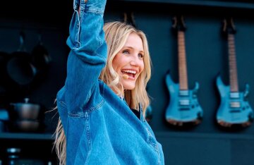 Cameron Diaz in total denim at a music festival