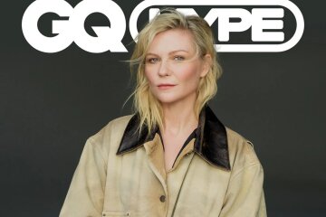 "I don't want to straighten my teeth or pout my lips." Kirsten Dunst starred for the cover of a glossy magazine and said that she would never change her appearance