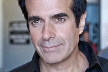 16 women accused illusionist David Copperfield of sexual harassment