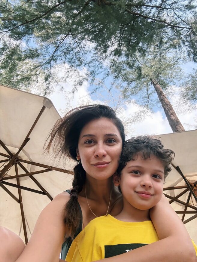 Равшана Куркова с сыном