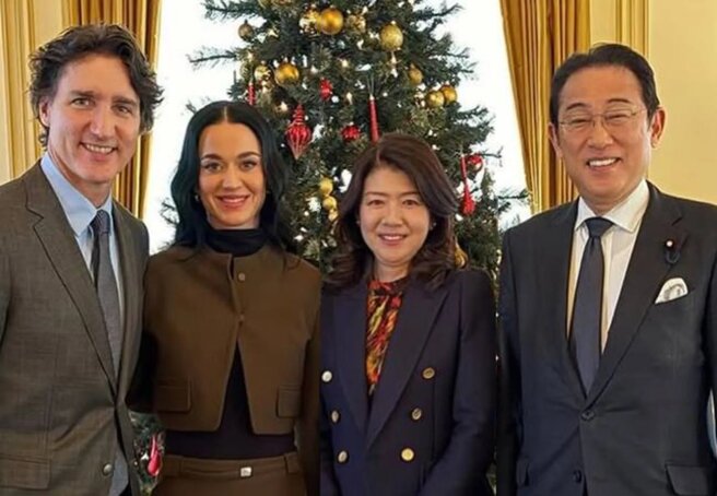 Justin Trudeau and Katy Perry met with the former Japanese Prime Minister