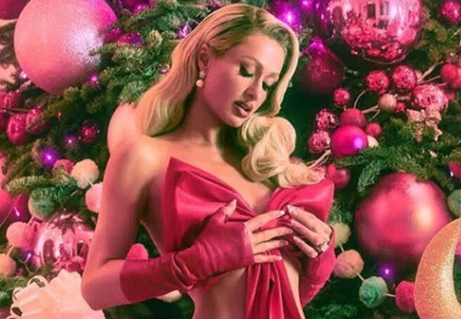 Paris Hilton Poses Nude for Christmas Card