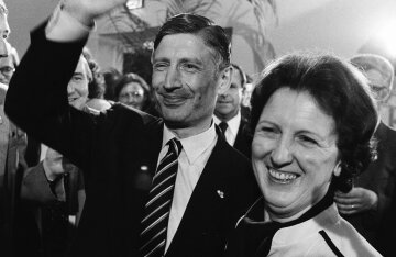 Former Dutch Prime Minister Dries van Agt and his wife died on the same day