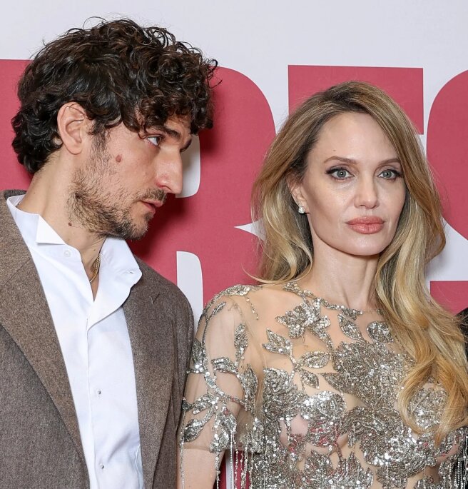 Луи Гаррель и Анджелина Джоли