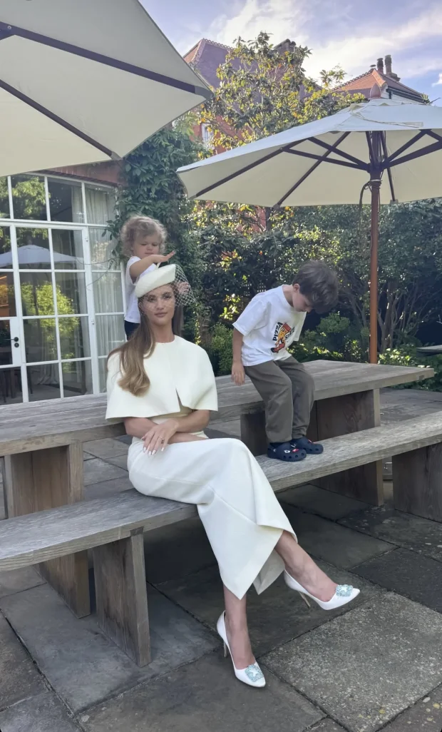 Рози Хантингтон-Уайтли/Фото: rosiehw/Instagram*