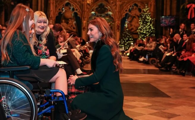 Кейт Миддлтон на рождественской службе