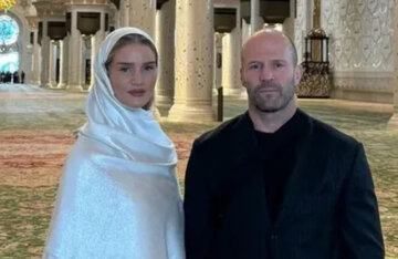 Rosie Huntington-Whiteley showed how she spends time with Jason Statham in Abu Dhabi