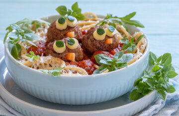 Meatballs for kids: top 3 delicious recipes