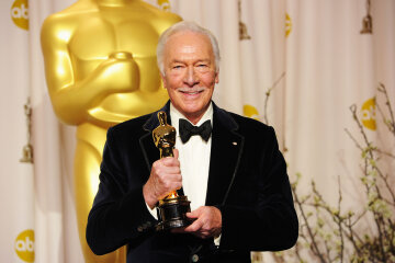 Legendary actor Christopher Plummer dies