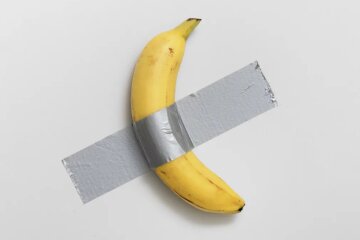 Banana-shaped art object sold at Sotheby's for $6.2 million