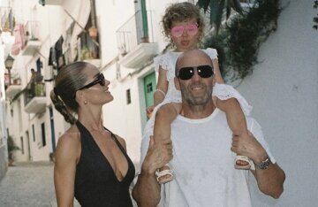 Rosie Huntington-Whiteley shares photos from her Ibiza vacation with Jason Statham and her kids