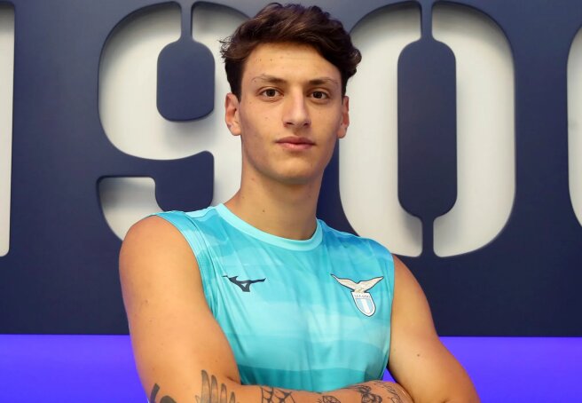 The Internet is discussing the great-grandson of Benito Mussolini, footballer Romano Floriani Mussolini, who scored the first goal in his career