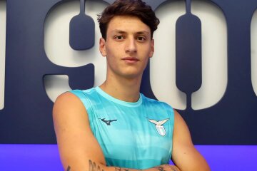 The Internet is discussing the great-grandson of Benito Mussolini, footballer Romano Floriani Mussolini, who scored the first goal in his career