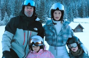 "Happy Family." Jason Statham and Rosie Huntington-Whiteley showed off their Alpine vacation with their children.